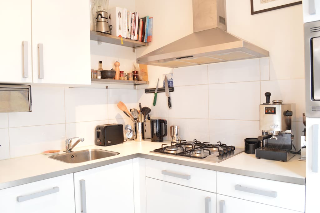 Fully equipped kitchen