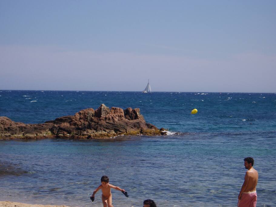 Playas vírgenes con acceso único a pie