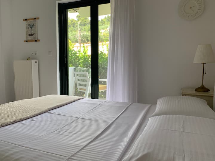 2 dhoma gjumi kati i parë