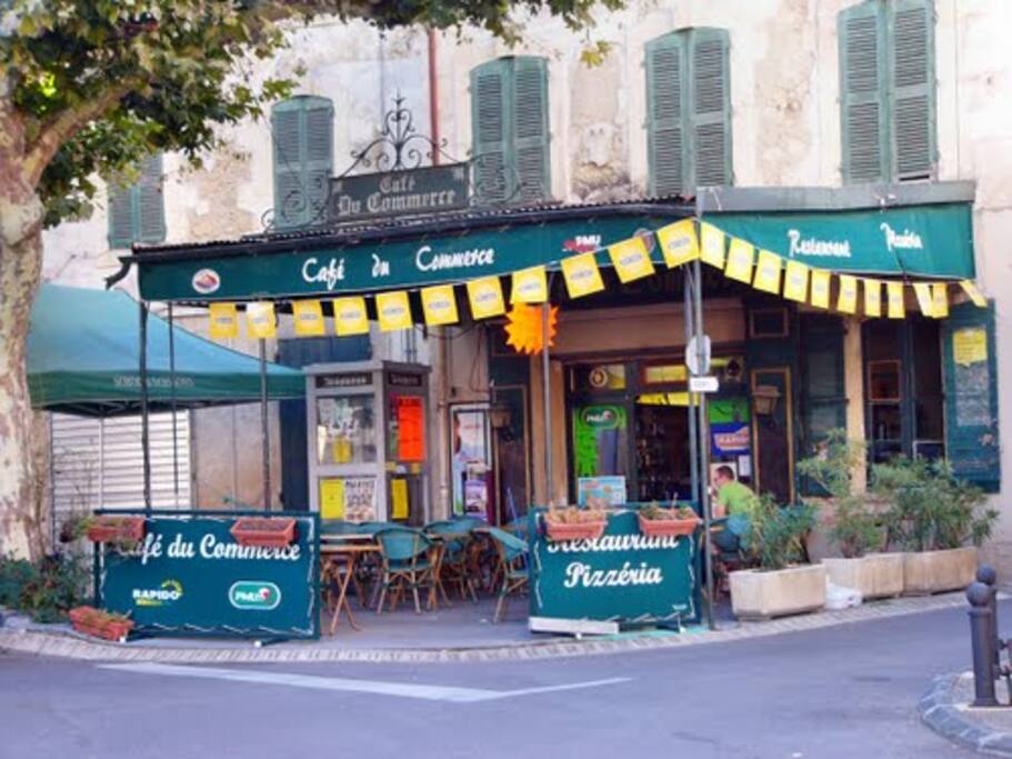 Des commerces accessibles à pieds