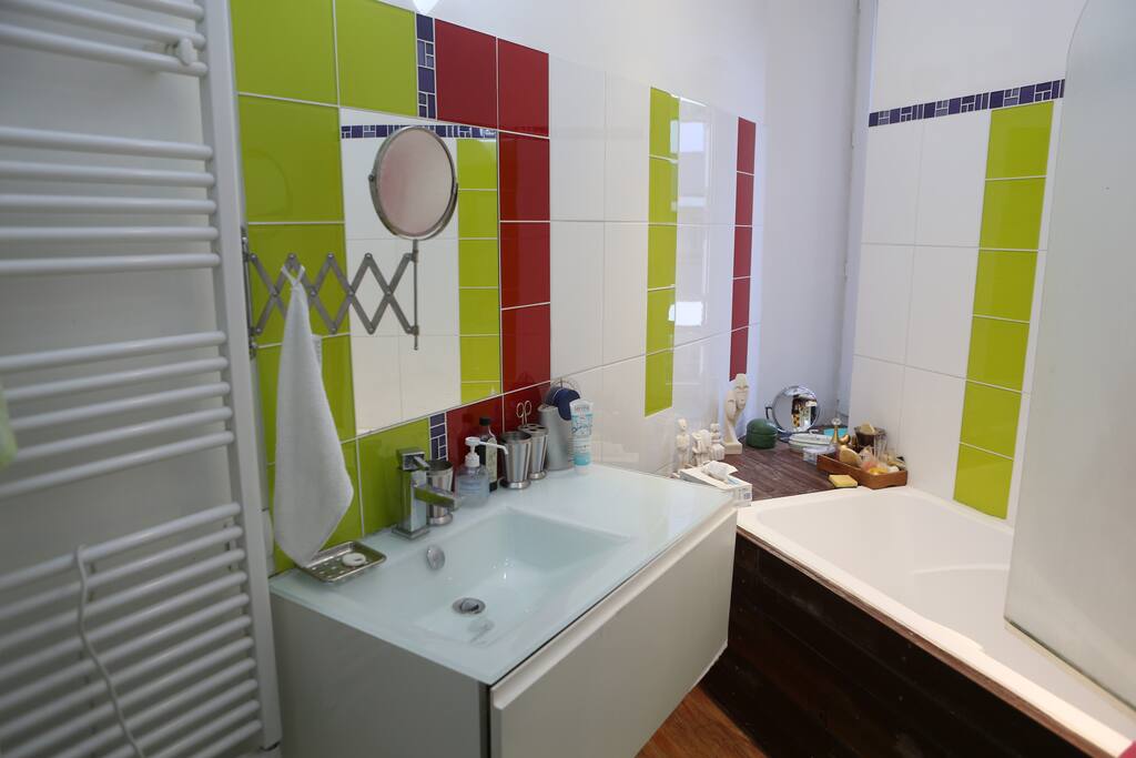 Salle de bain à partager avec moi.