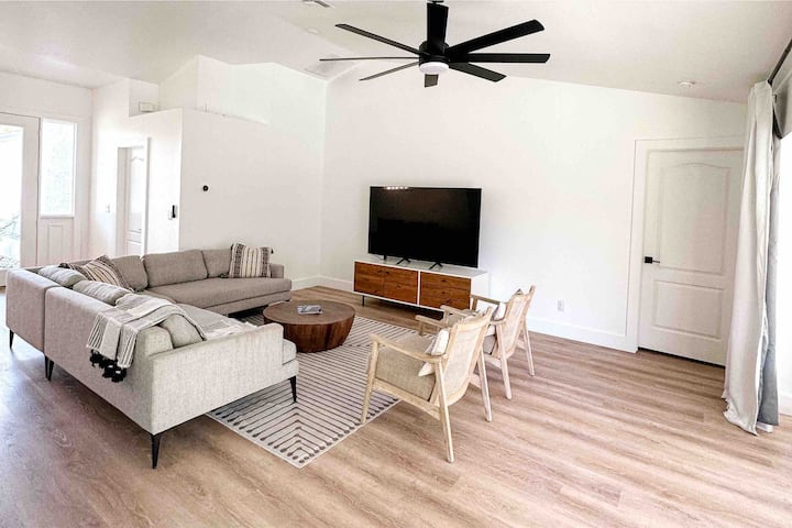 New Saltwater Heated Pool 10min To Beach/downtown - Naples, FL