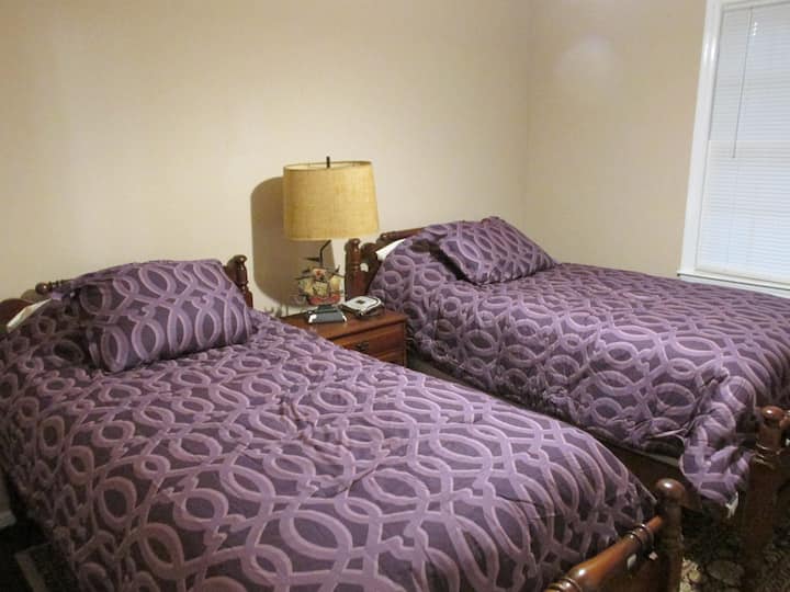 Bedroom #3 With Two Twin Beds
