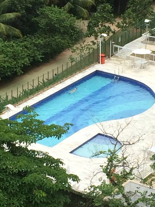 Piscina do prédio