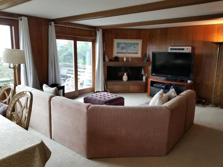 Five Bedroom House With Exceptional Water Views - Falmouth, MA