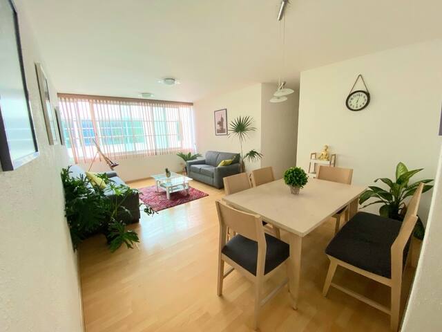 Neat & Hip Apartment in premium location (WTC)*** gallery image 3