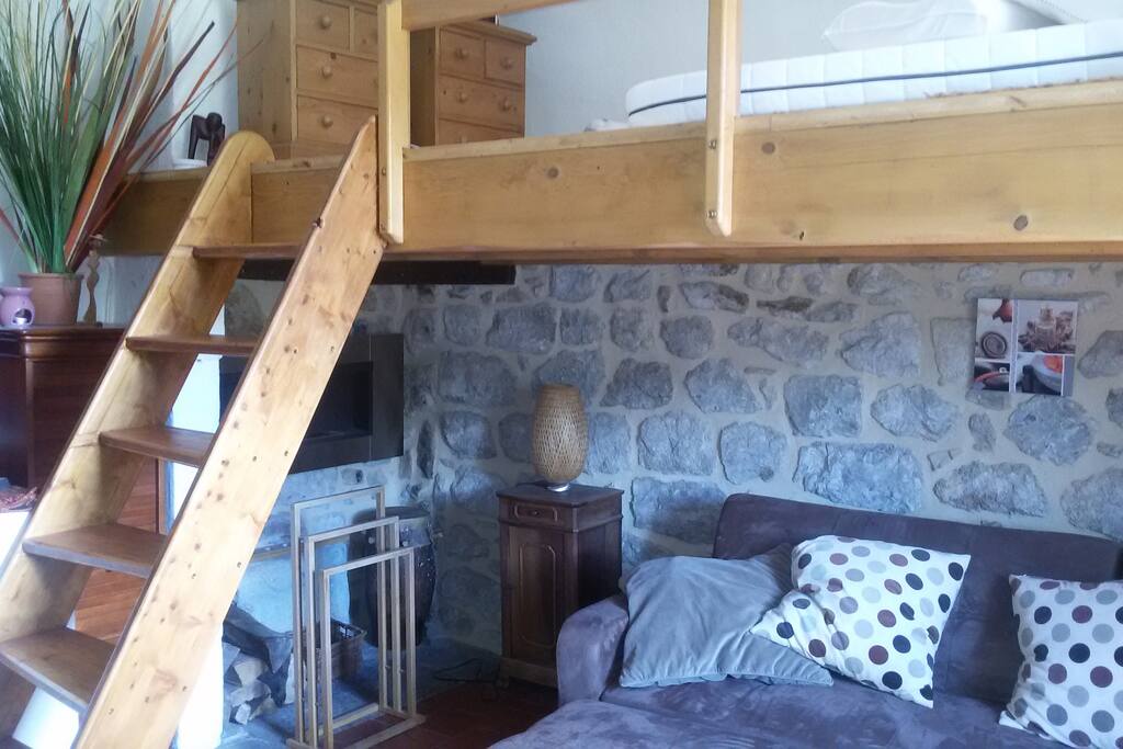 CHAMBRE AVEC MEZZANINE