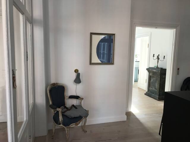 Stunning one of a kind home gallery image 3