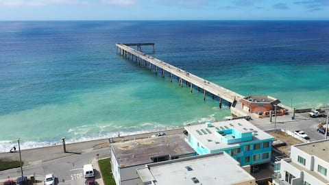 Luxury Beachfront Condo Near SF (Blue Wave 1)