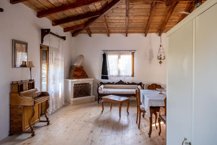 Maison Chronos. - Zante