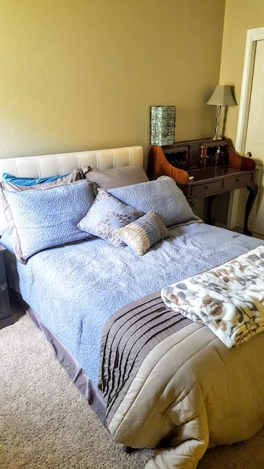 Bedroom 1 - sleeps 2