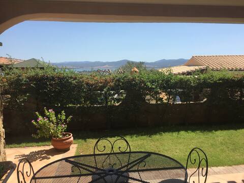 Successful Airbnb property: Three-room Villa in Porto Pino, Air Conditioning in Sant'anna Arresi