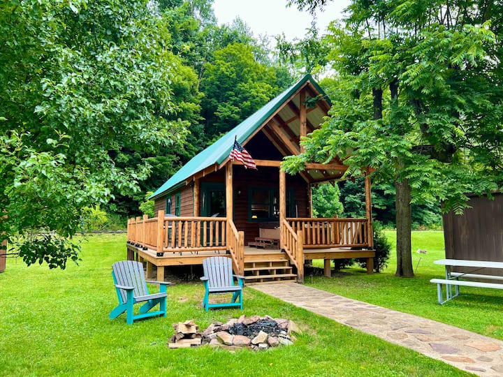 CozyCountryCabin!RelaxingHot Tub!Wifi! FirePit! Cabins for Rent in