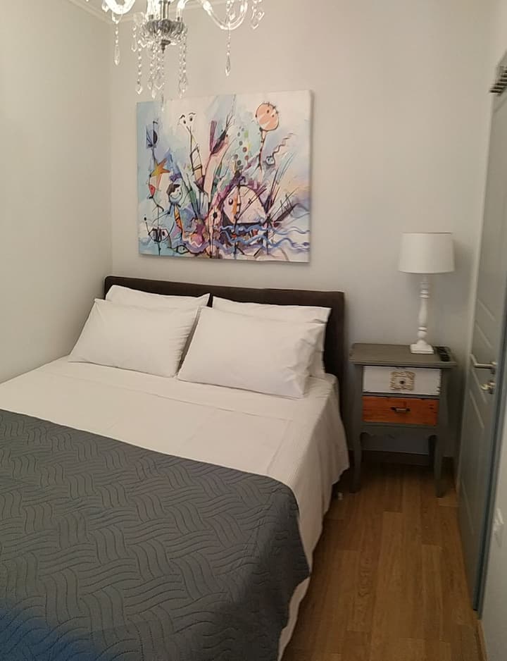 เตียงนอนสบายพร้อมฟูกนอนและฟูกเสริม! 