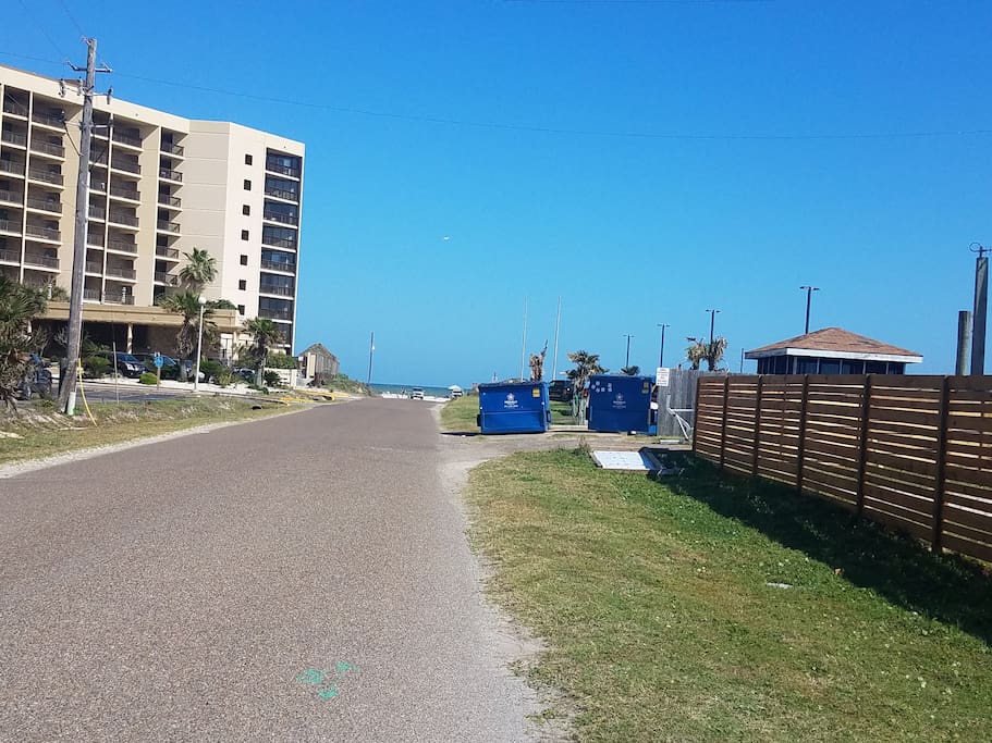Walking distance to Beach!