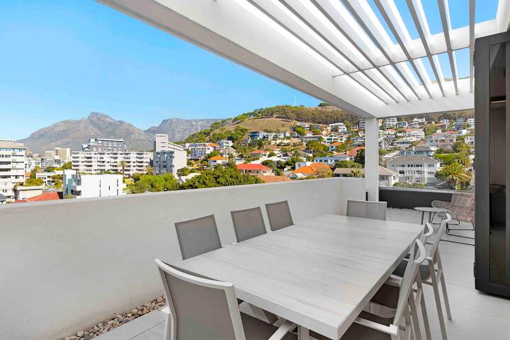 35 On Main Penthouse gallery image 4