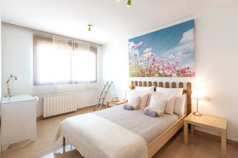 HOUSE. IDEAL BASE. PROFESIONAL CLEANNING