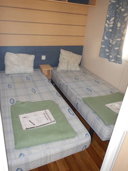 Chambre 3 - 2 lits simple