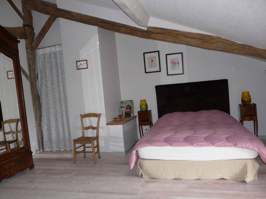 chambre 1 : 1 lit de 140
