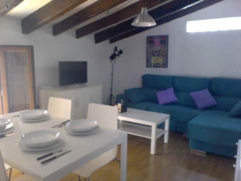 Airbnb con mejor rendimiento: An attic apartment in the historic center. en València
