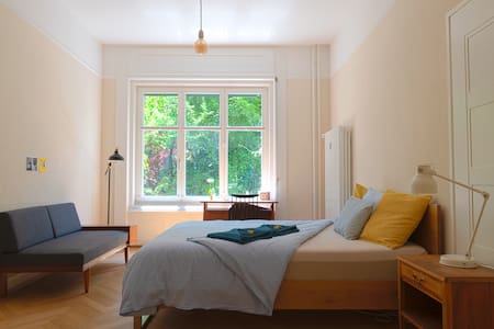 Bern Breitsch, Center, River,... Home