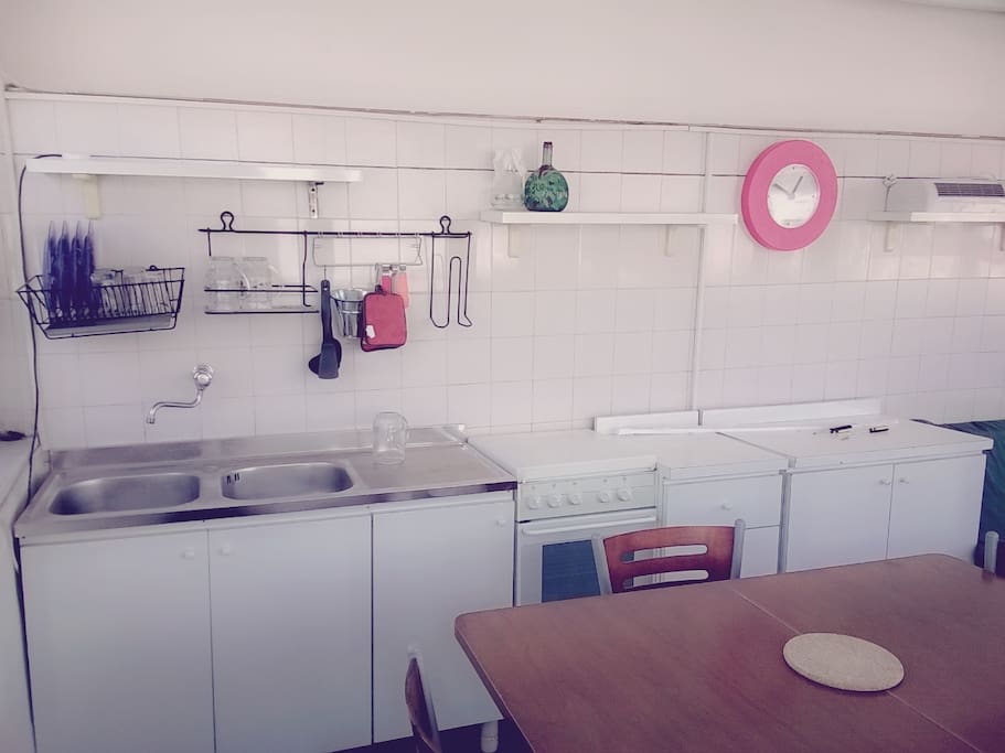 Second Kitchen (in front of terrace)