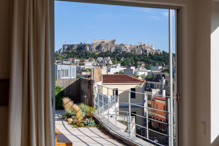 Impressive Apartment with Amazing Views! MK1 gallery image 5