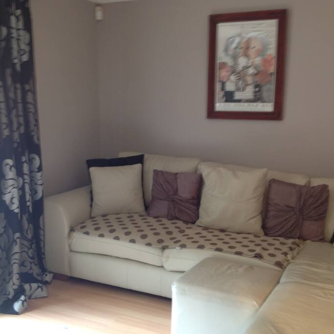 Sitting room for guests