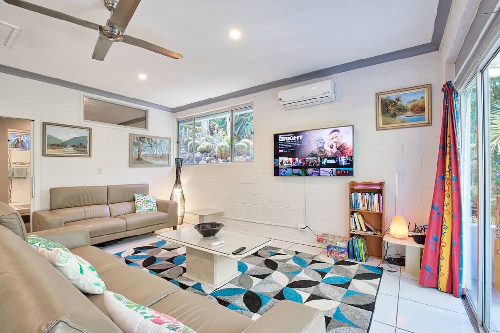 View - lounges from dining table