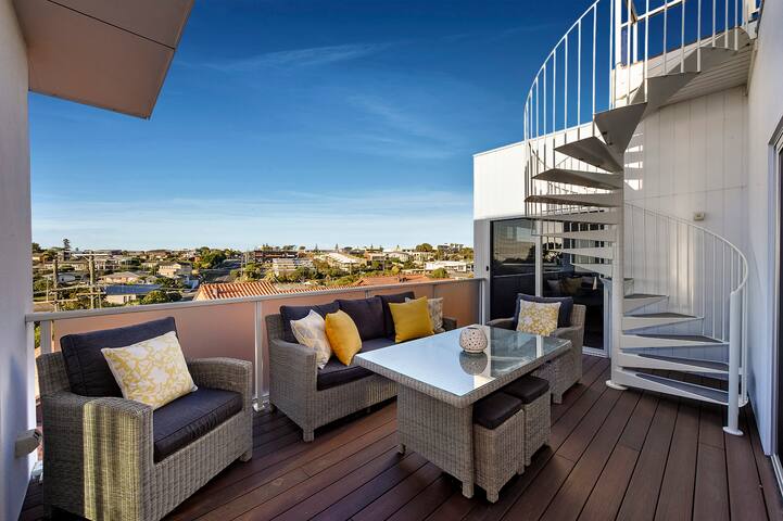 Luxury Holiday Home gallery image 3