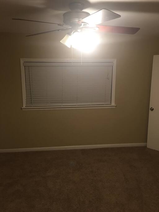 Master unfurnished bedroom