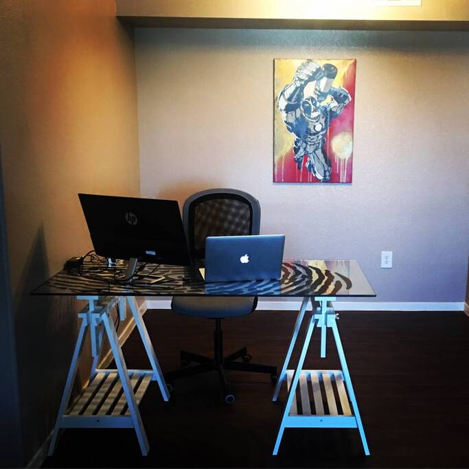 Working Desk