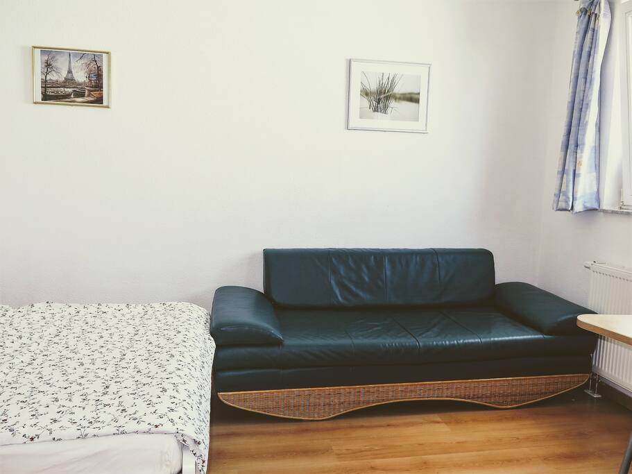 Bedroom - Pull-out sofa bed
Schlafzimmer - (Ausziehbare) Schlafcouch