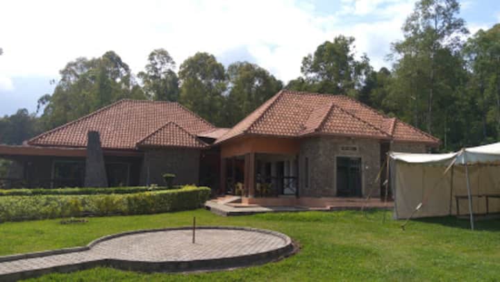 Dobro došli u hotel Musanze Cave, 1. fotografija