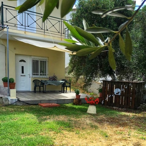 Top Airbnb: Vrachos Sunrise Apartment in Περιφερειακή Ενότητα Πρέβεζας