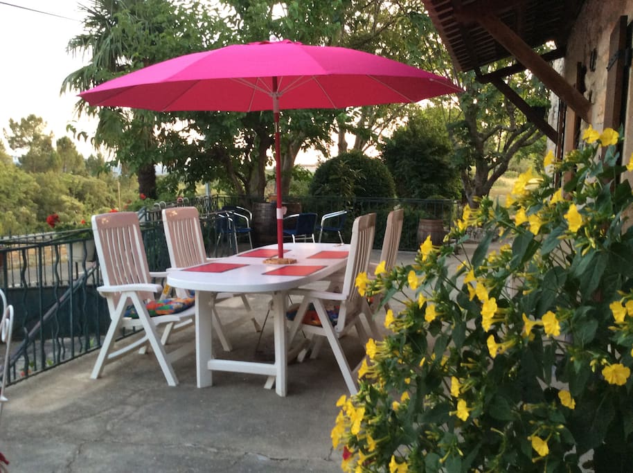 Terrasse devant le studio