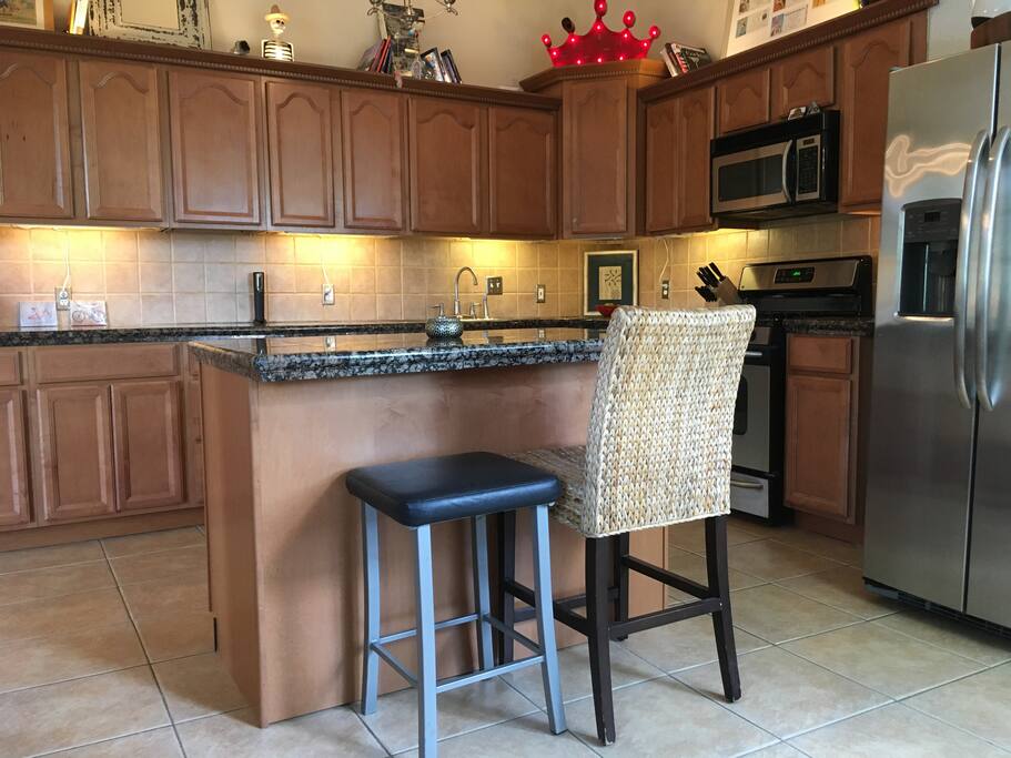 Full Kitchen with all the appliances.