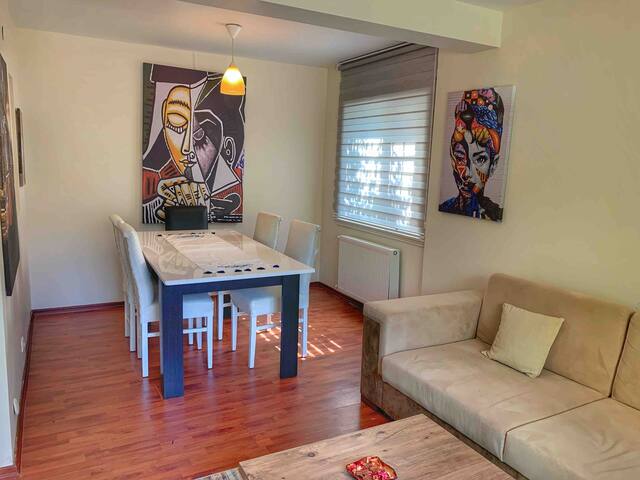 5 Star Private Detached House & Private Garden Fh gallery image 5