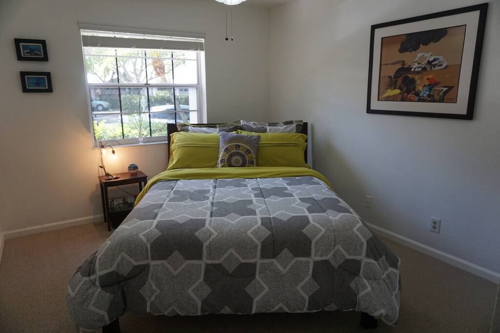 Queen bed, very comfortable mattress