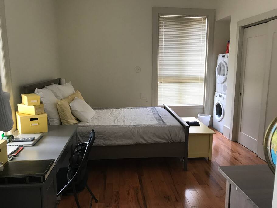 Bed Room with Washer/Dryer