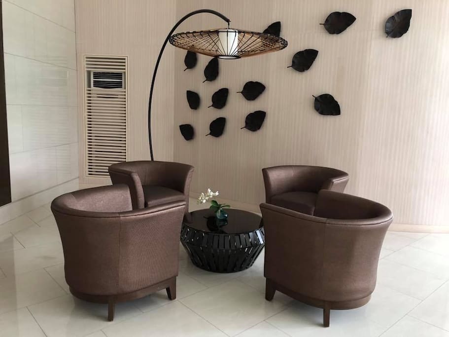 Lobby 2