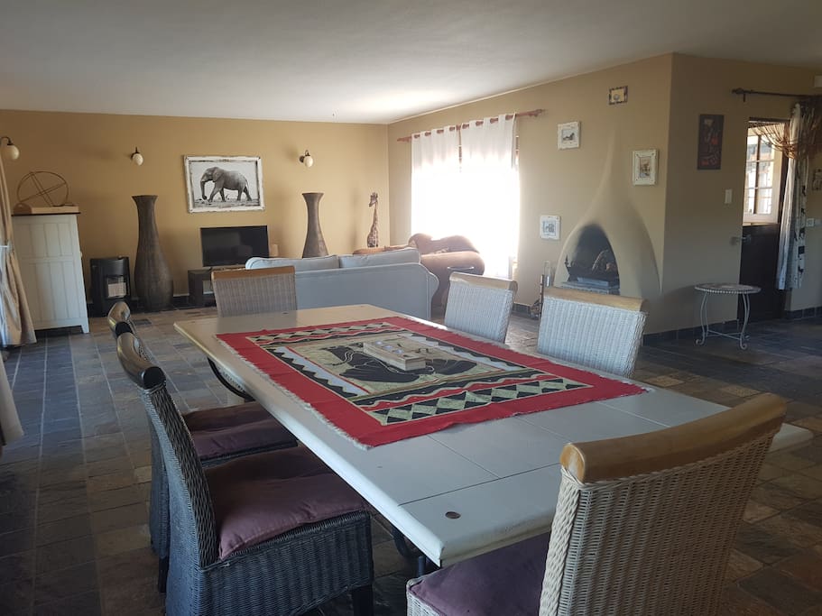 Living Room/Dining area