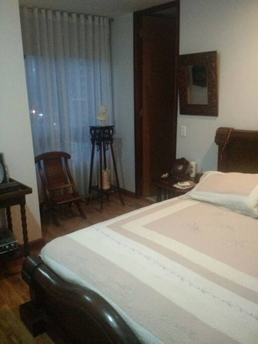 Alcoba con baño privado