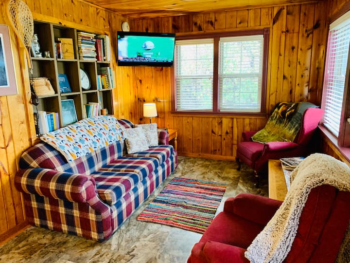 Charming Cottage  In Spearfish, Sd - Spearfish, SD