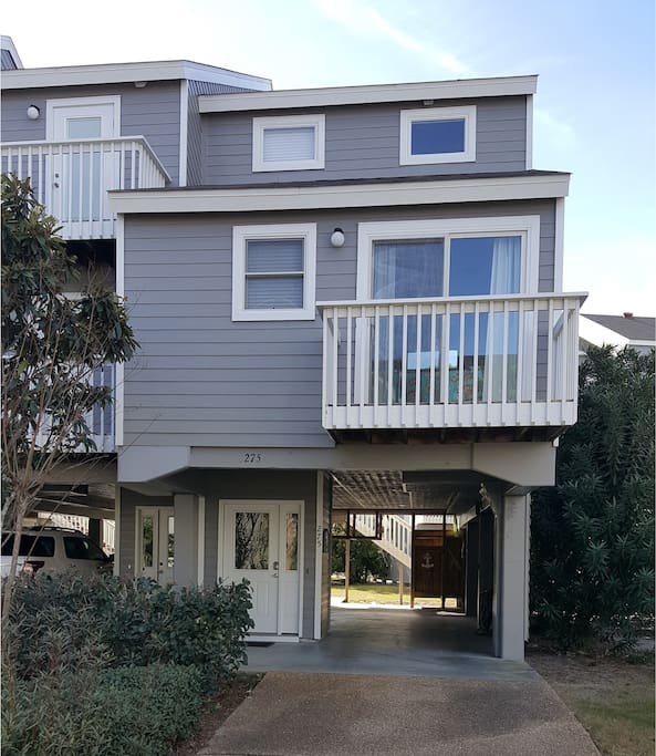 Front of townhouse