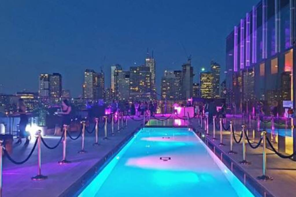 Turn up the music and the lights to dance the night away in the evenings on our rooftop!