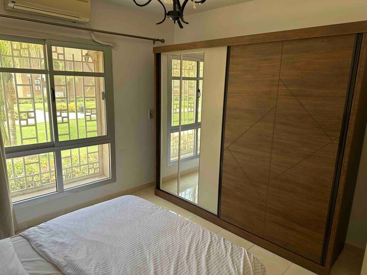 غرفة النوم 2