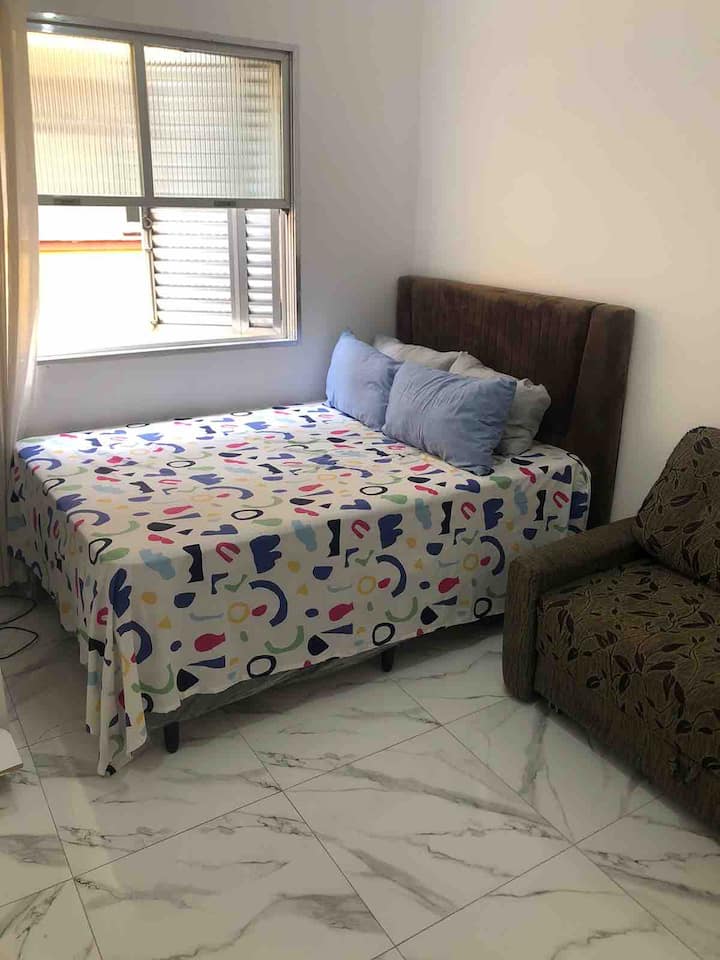 Dormitorio 1

1 cama matrimonial y sofá cama.