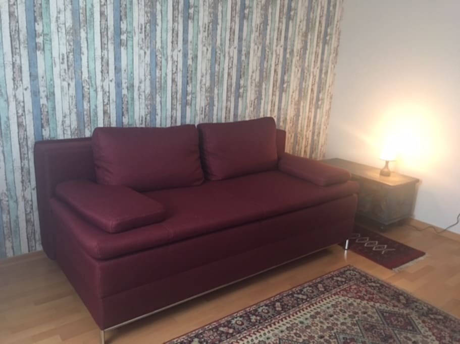 Schlafzimmer 2 mit Schlafsofa (Boxspringbett)