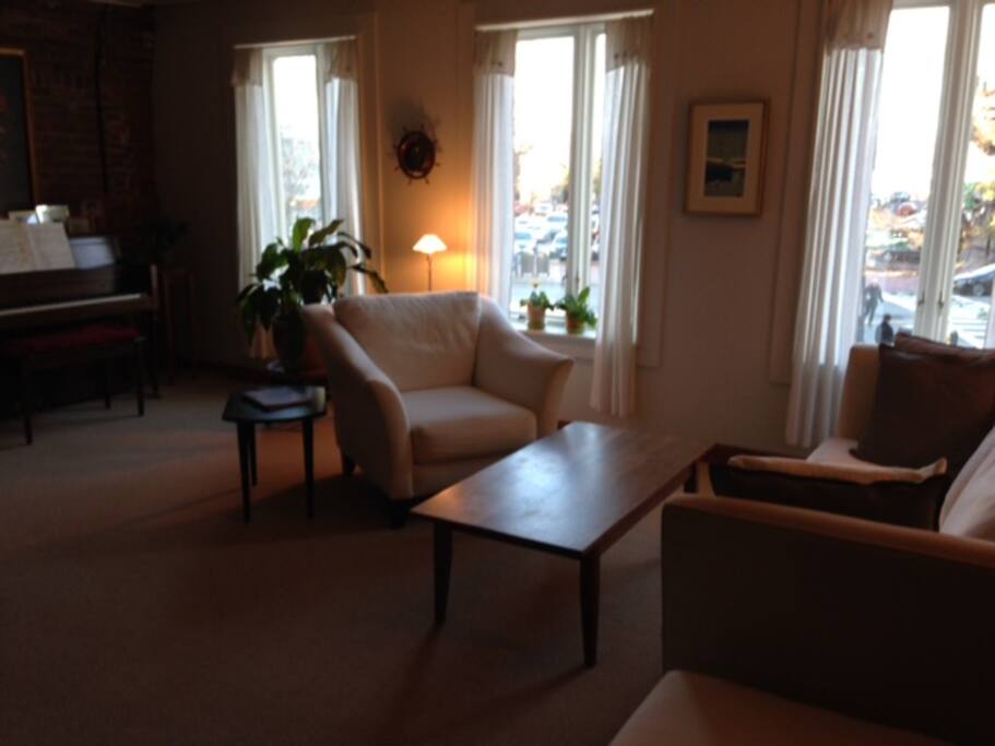 Spacious living area...